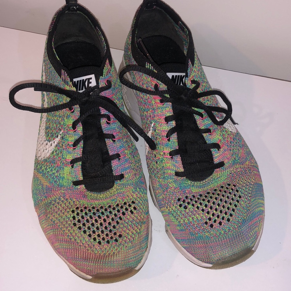 Nike fly knit zooms size 8